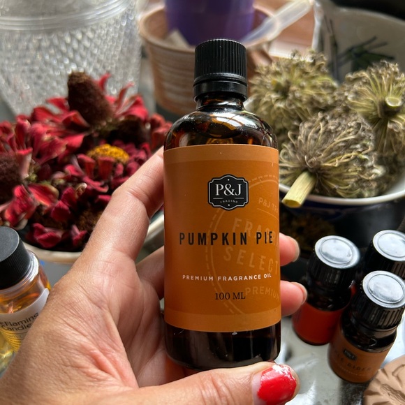 NEW 100 ml Pumpkin Pie fragrance oil from P&J Trading - Picture 1 of 2